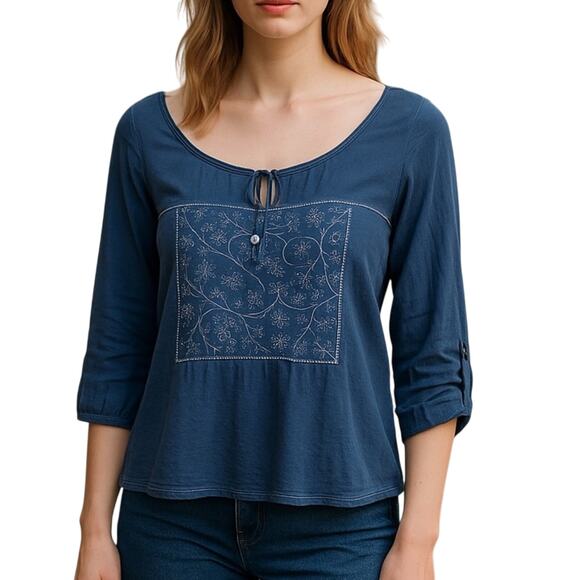 American Eagle Boho Peasant Chambray Embroidered Top Casual Blouse Size Small - Picture 1 of 14